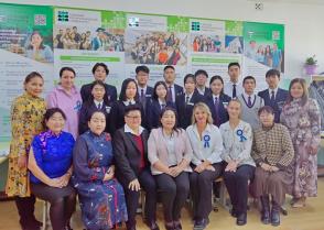 Школьники и выпускники ТПУ в Монголии встречают сотрудников ОРЯ
